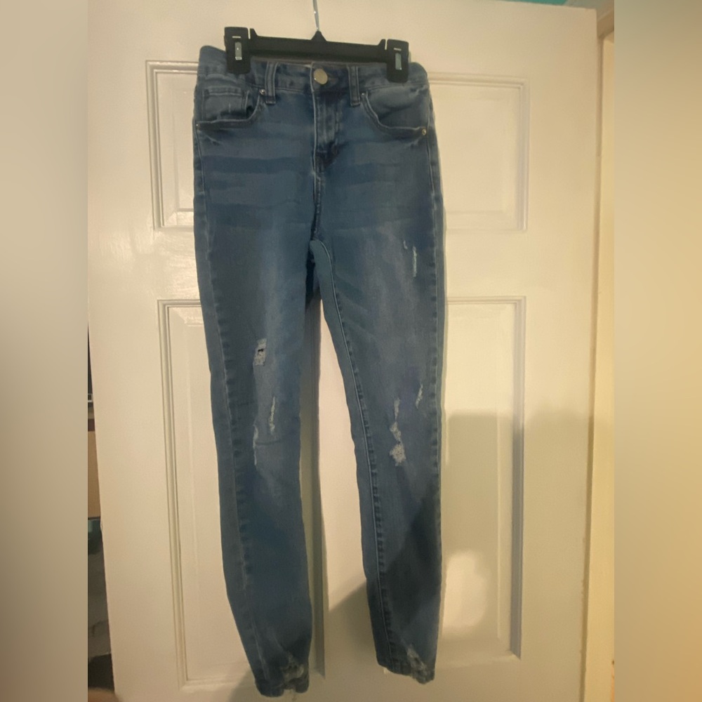 Ashley Mason distressed skinny jeans SIZE 1
